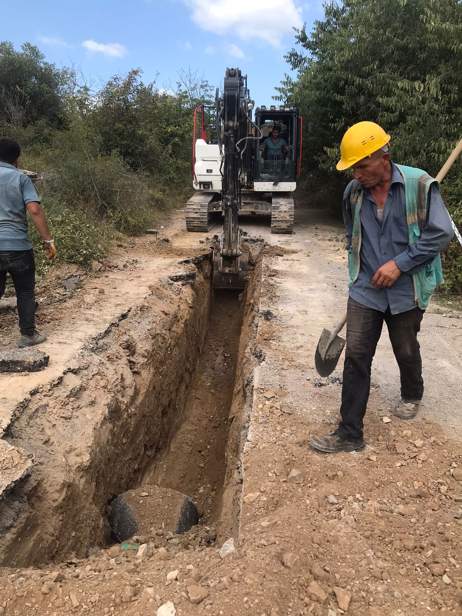 DİLOVASI TAVŞANCIL MAHALLESİNE YENİ ALTYAPI HATTI