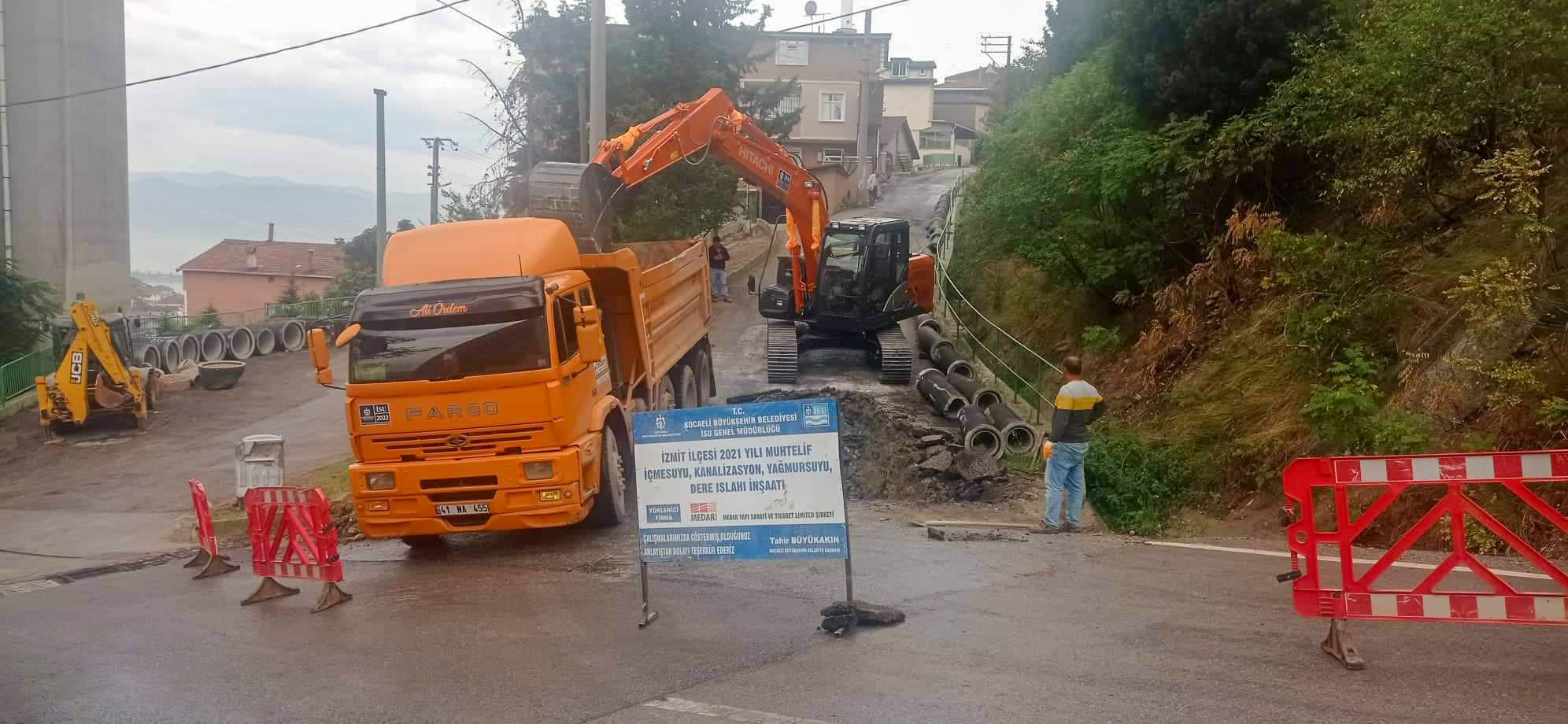 İZMİT SERDAR MAHALLESİ ORKİDE SOKAK’TA  ALTYAPI HATLARI YENİLENİYOR