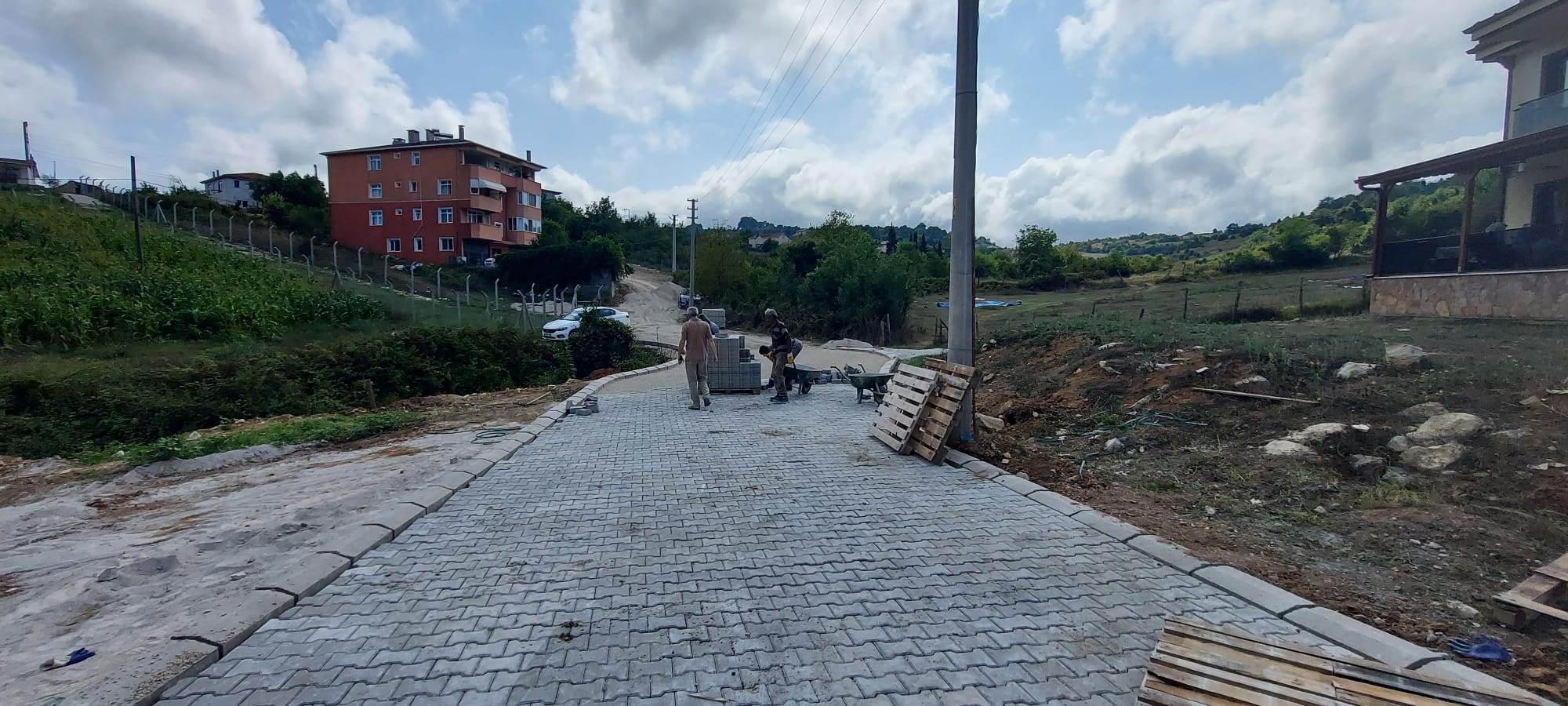 KANDIRA KINCILLI’DA ALTYAPI VE ÜSTYAPI ÇALIŞMALARI