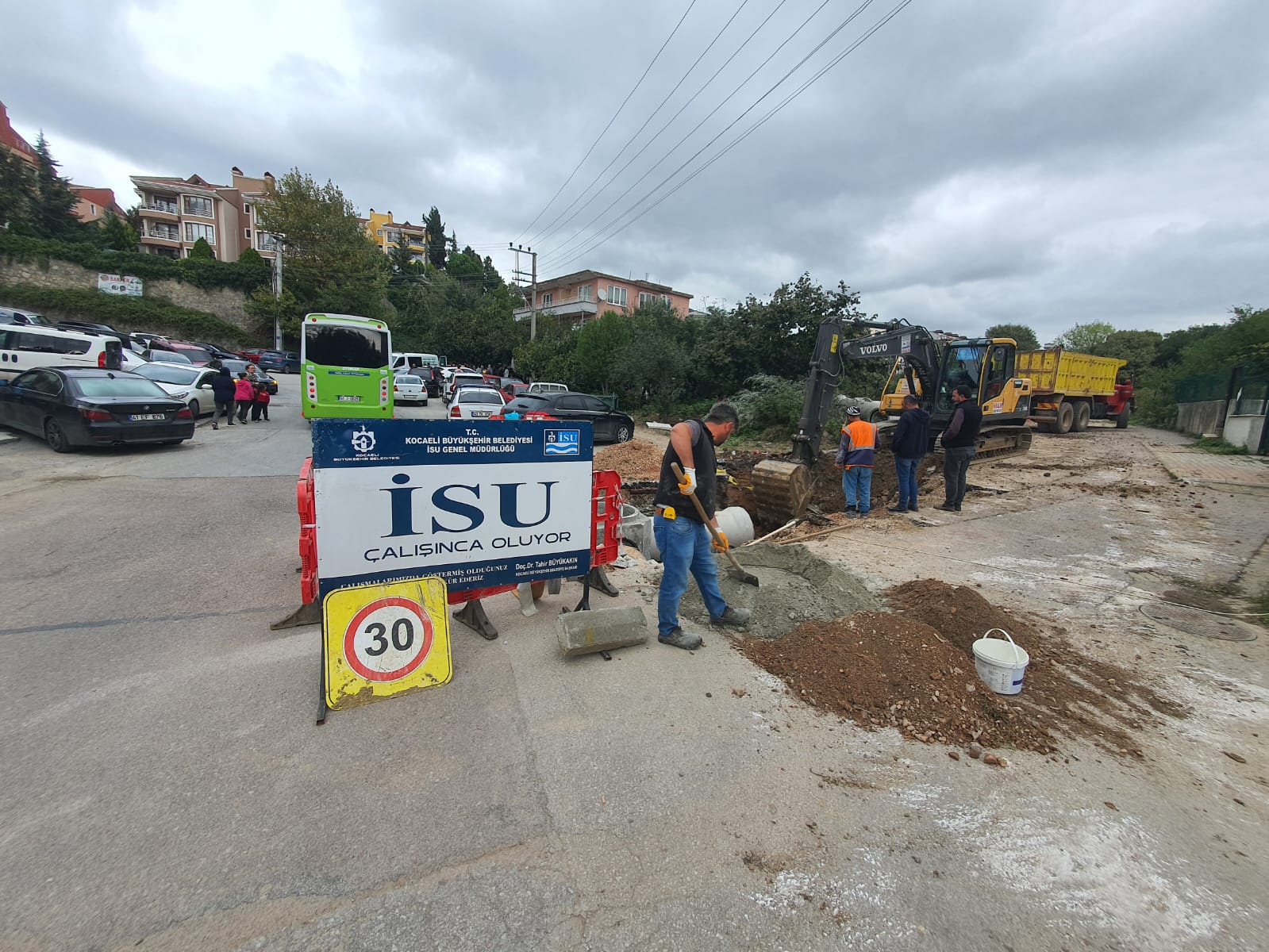 İZMİT ORHAN MAHALLESİNDE YENİ YAĞMURSUYU HATTI