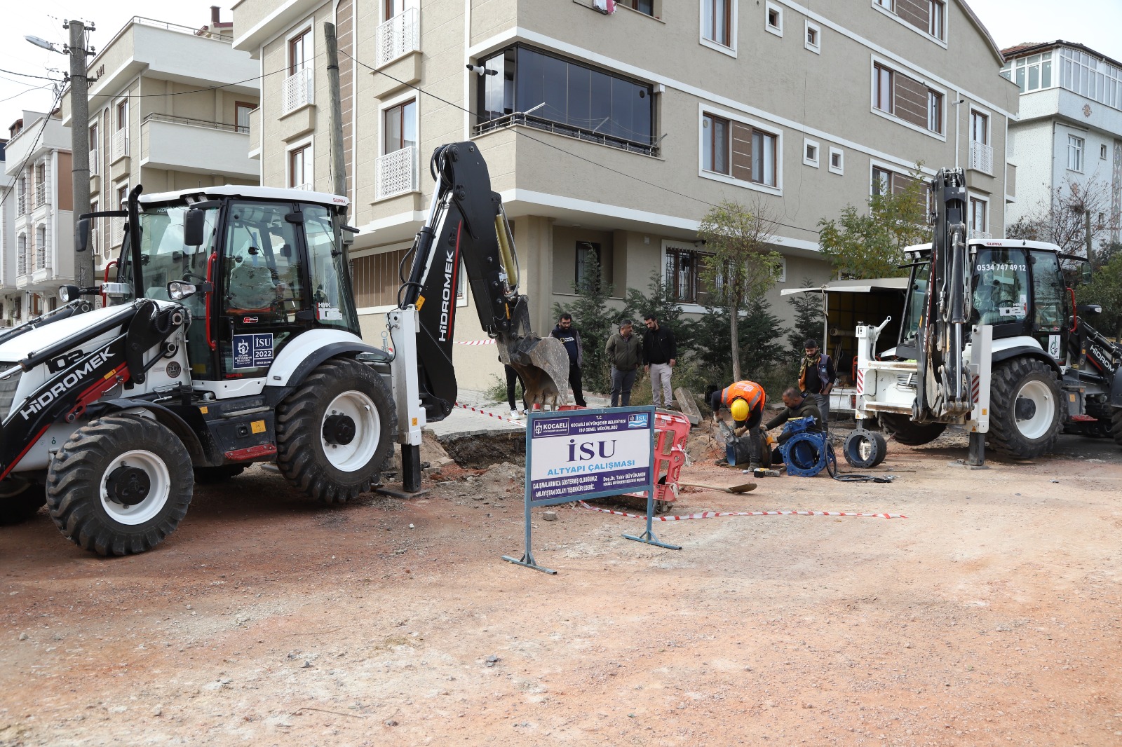 DARICA’DA DÖRT KOLDAN İÇME SUYU BAĞLANTI ÇALIŞMASI