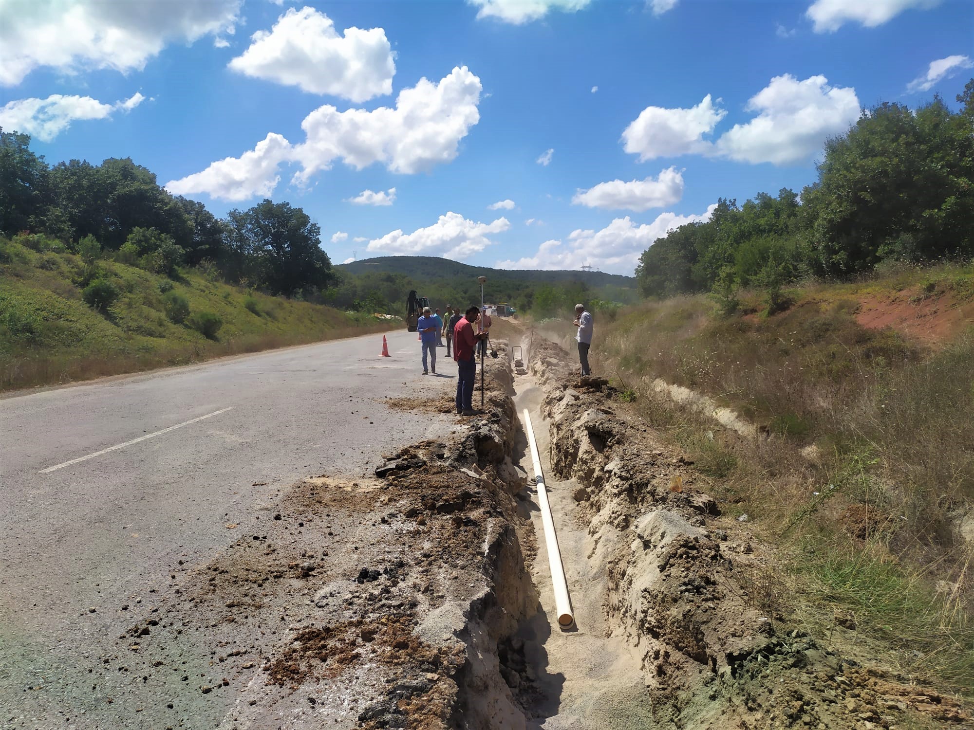 GEBZE KADILLI MAHALLESİNİN ALTYAPISI BAŞTAN AŞAĞI YENİLENİYOR