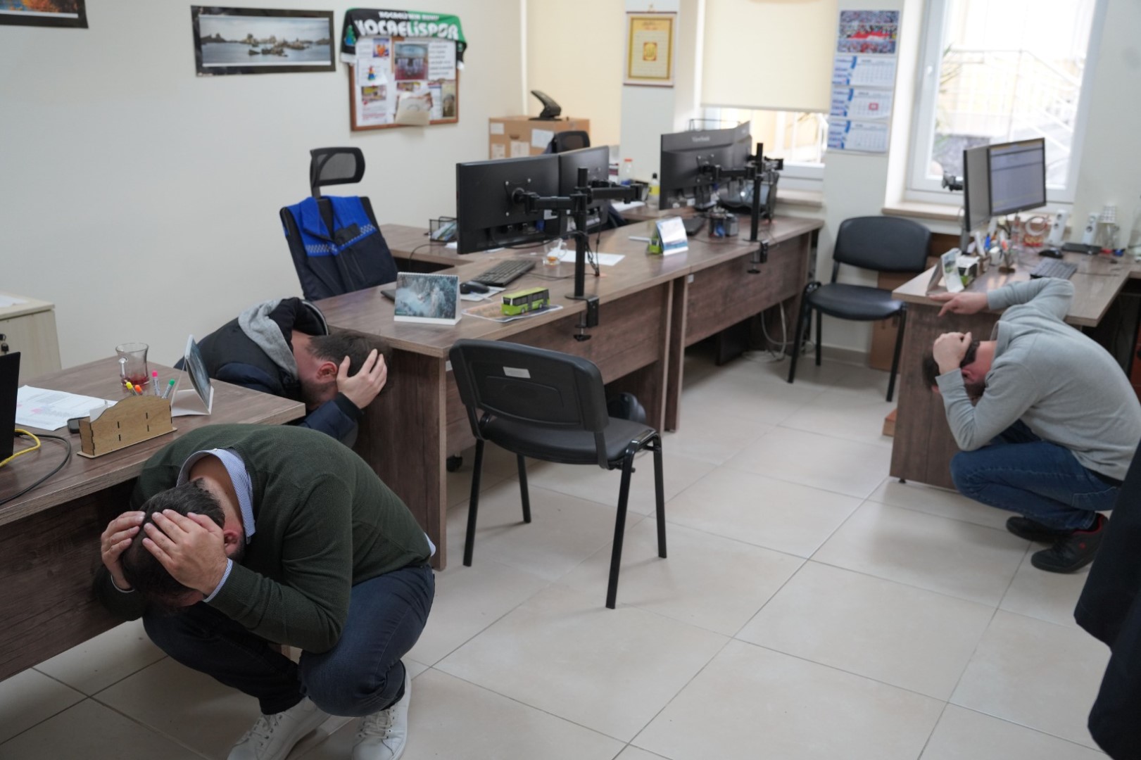 BÜYÜKŞEHİR’DEN 12.500 KİŞİLİK DEPREM TATBİKATI 