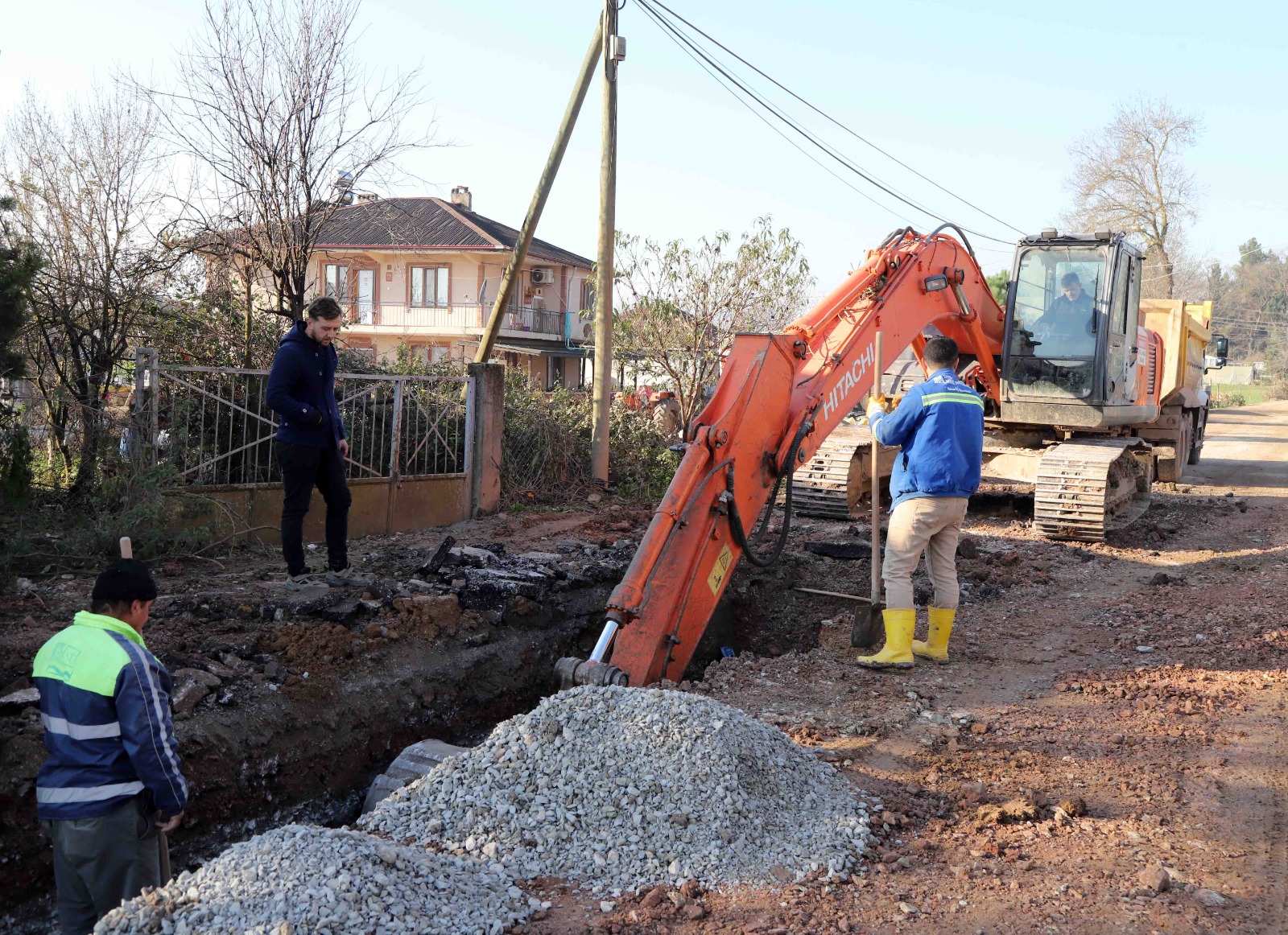 İZMİT ESELER’DE YAĞMURSUYU PROBLEMİNE SON