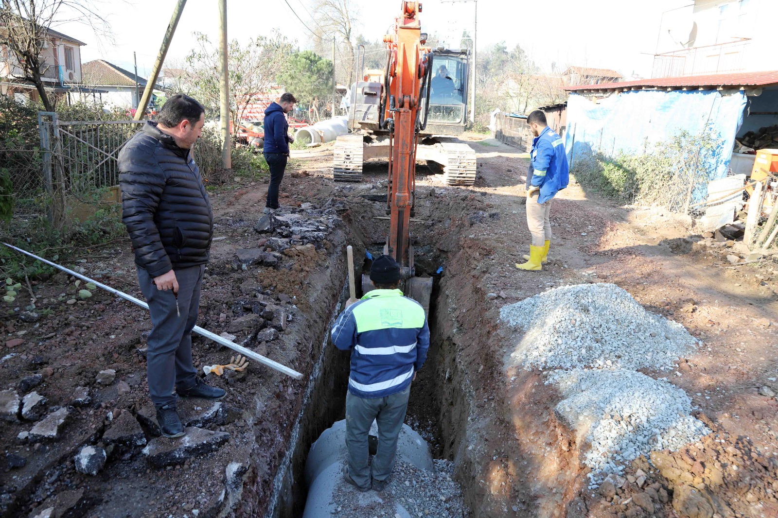 İZMİT ESELER’DE YAĞMURSUYU PROBLEMİNE SON