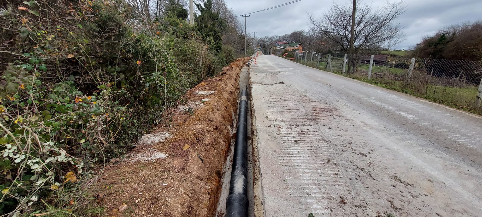 KANDIRA’NIN KIRSAL BÖLGELERİNDE YENİ DEPOLAR YAPILIYOR