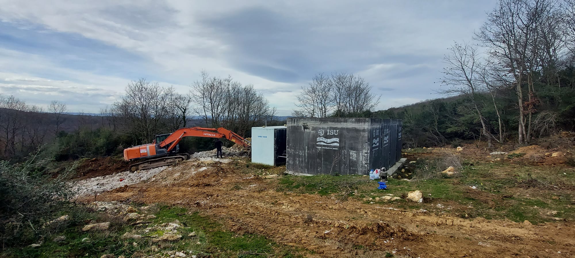 KANDIRA’NIN KIRSAL BÖLGELERİNDE YENİ DEPOLAR YAPILIYOR