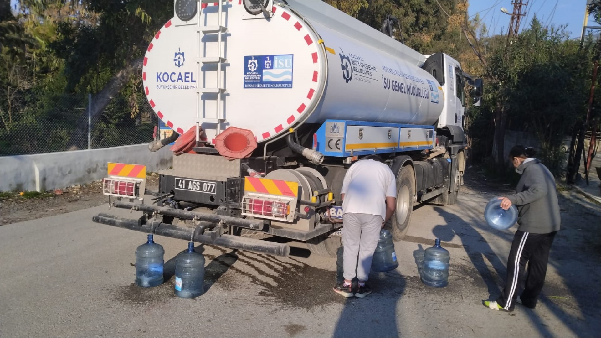 HATAY DEFNE’YE ÇADIR KENT KURULMAYA BAŞLANDI
