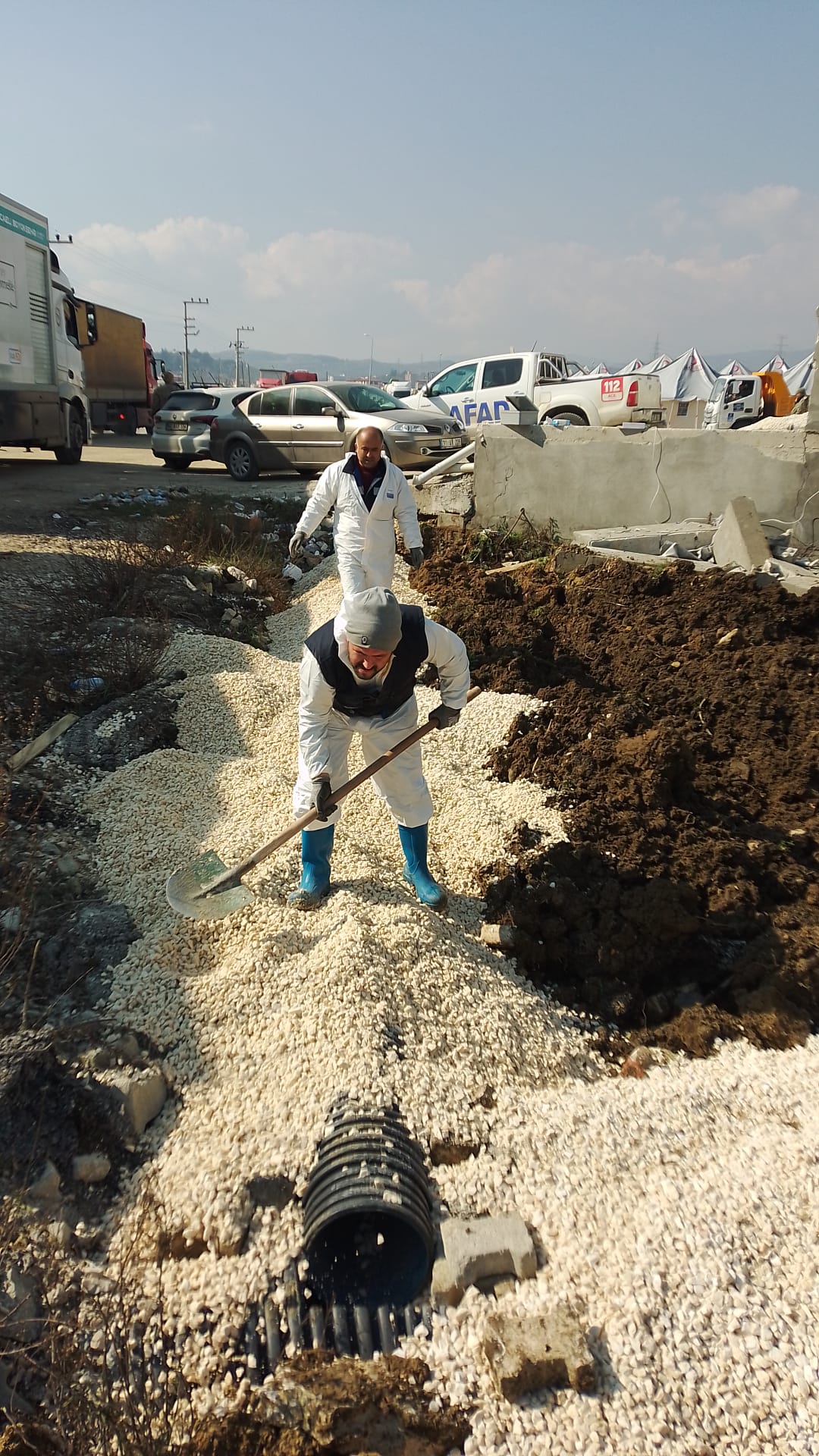 İSU, 27 EKİP VE 68 PERSONEL İLE DEPREM BÖLGESİNDE