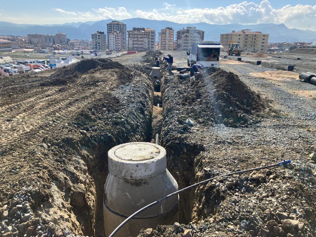 İSU EKİPLERİ HATAY’I TEKRAR AYAĞA KALDIRIYOR