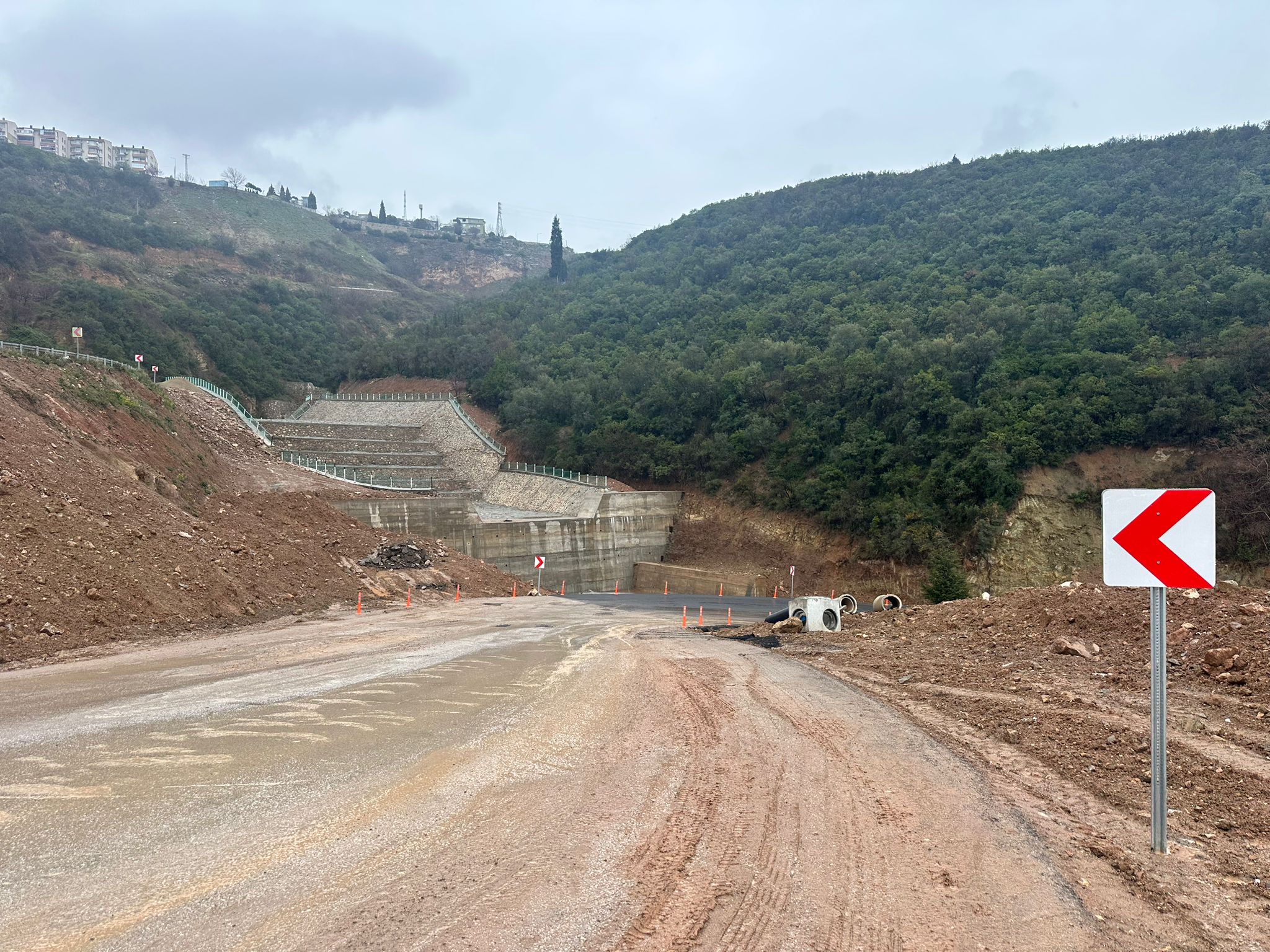 HEREKE KÖYİÇİ DERESİNDE ISLAH ÇALIŞMALARI TAMAMLANDI