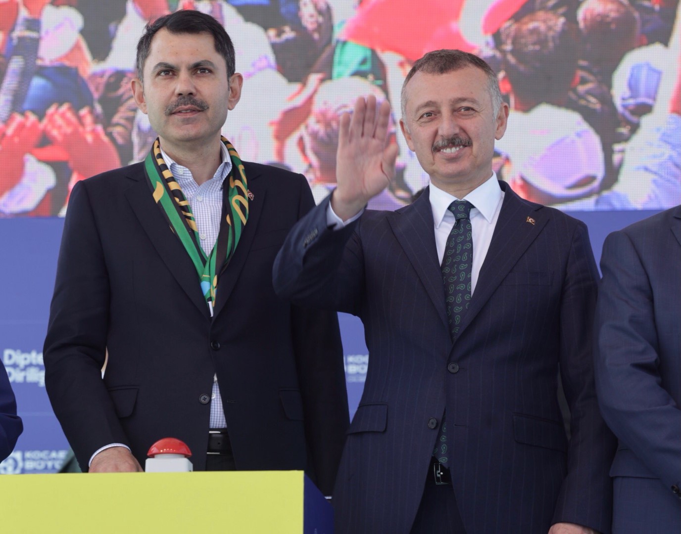 İZMİT KÖRFEZİ’NDE DİPTEN DİRİLİŞ BAŞLADI