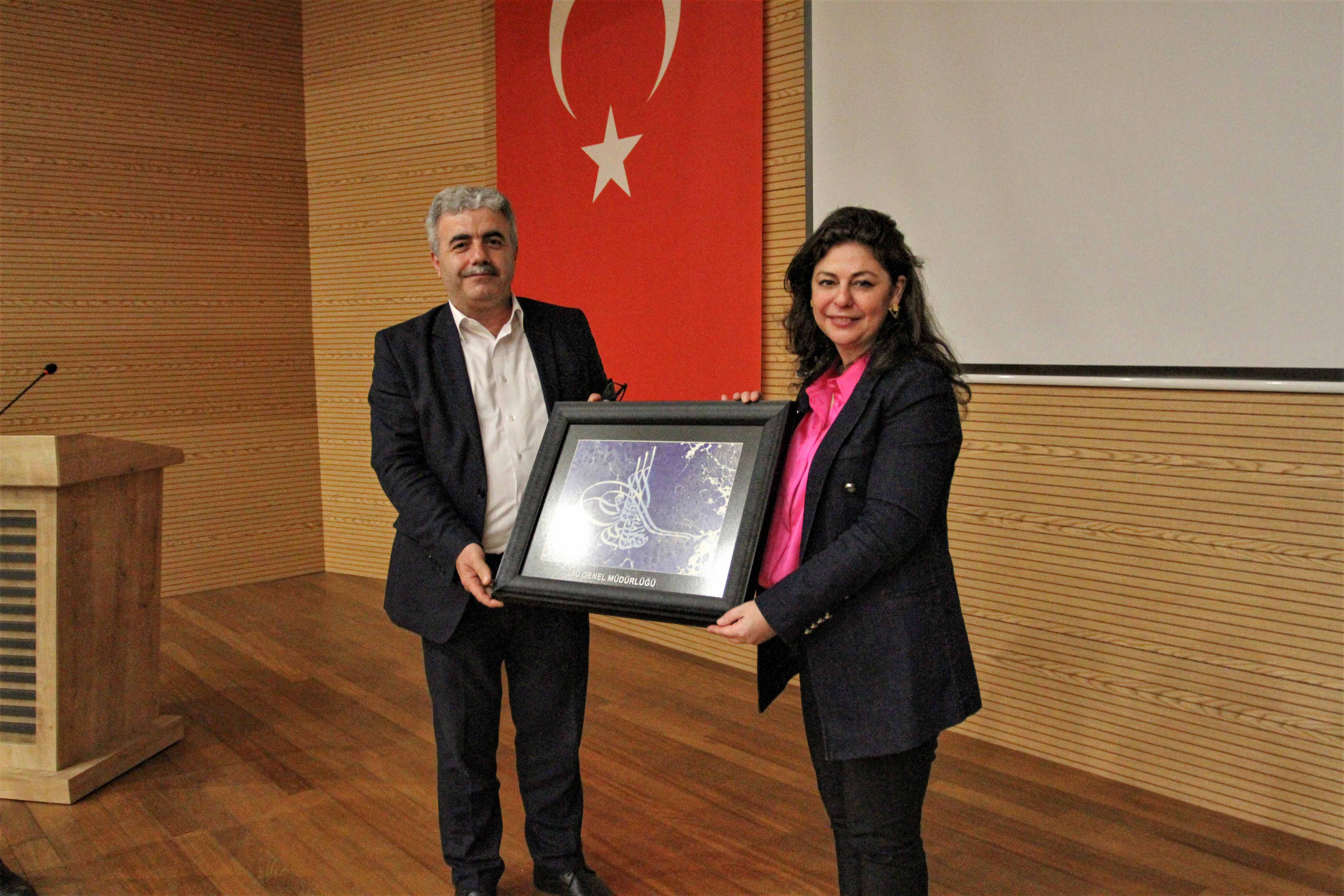 İSU PERSONELİNE “AİLE TUTUMLARI” SEMİNERİ VERİLDİ
