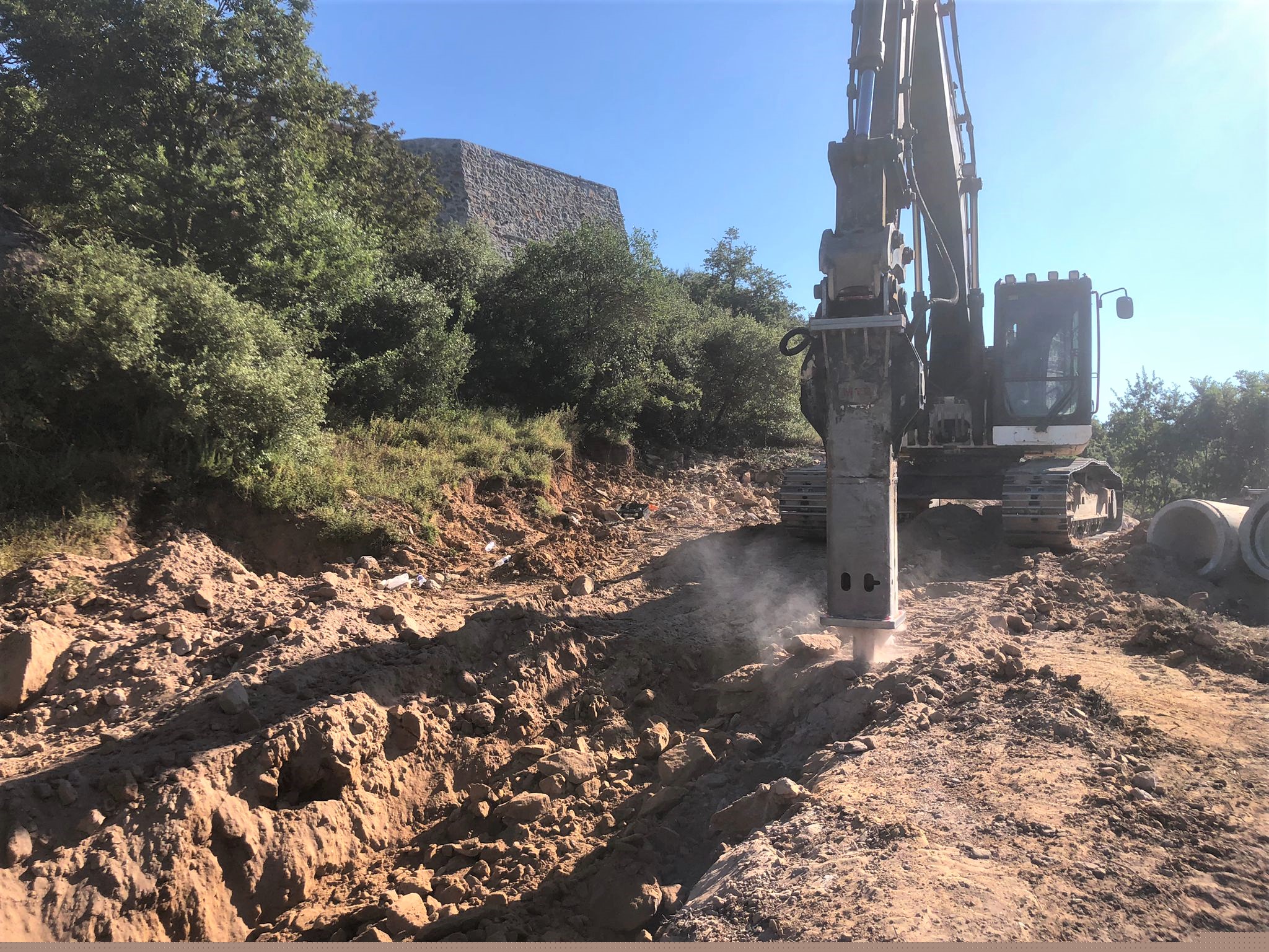 İSU, KÖRFEZ İLİMTEPE MAHALLESİ’NE YENİ ATIK SU HATTI YAPIYOR