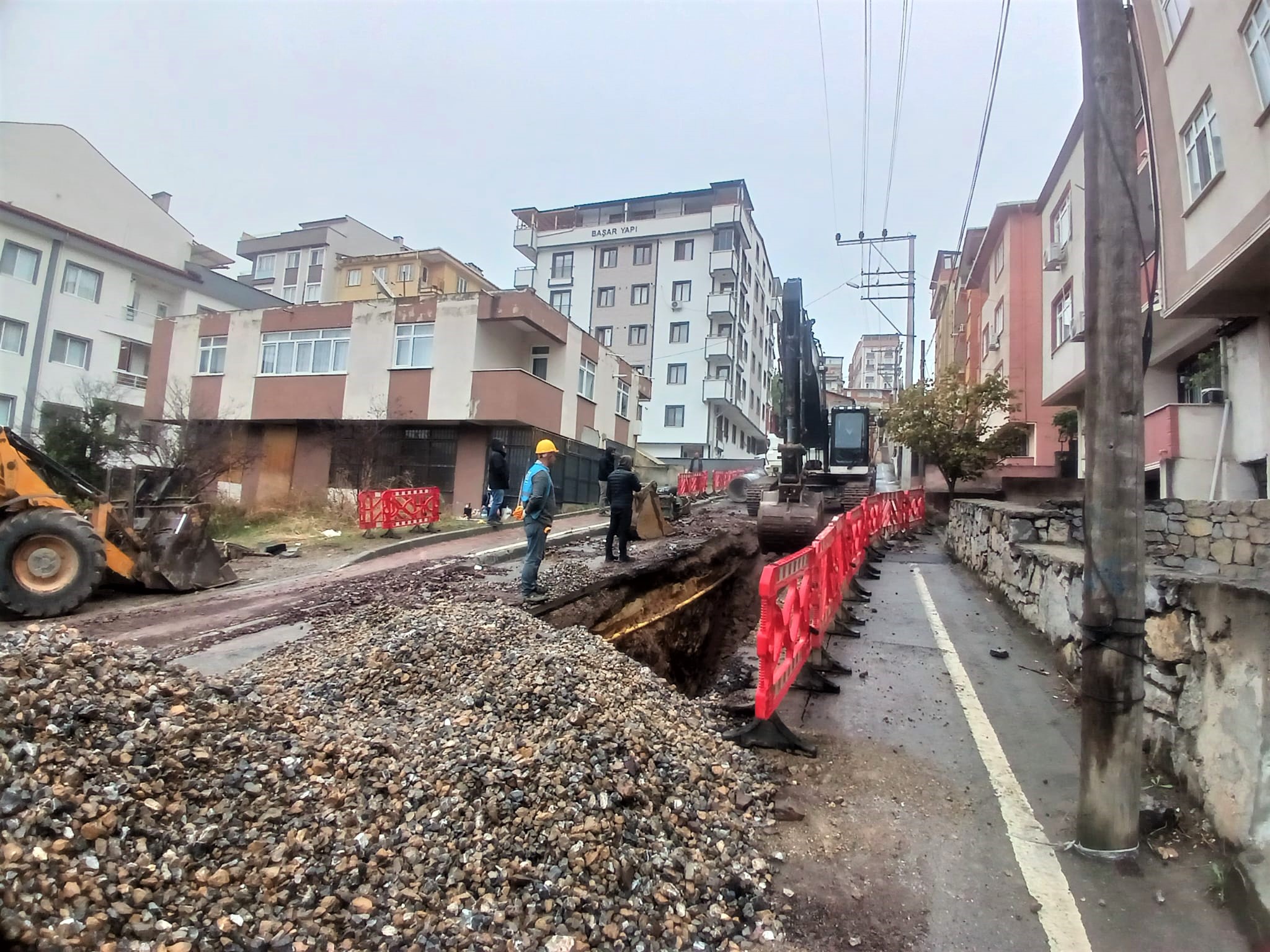 GEBZE ADEM YAVUZ MAHALLESİNE YENİ ALTYAPI HATLARI