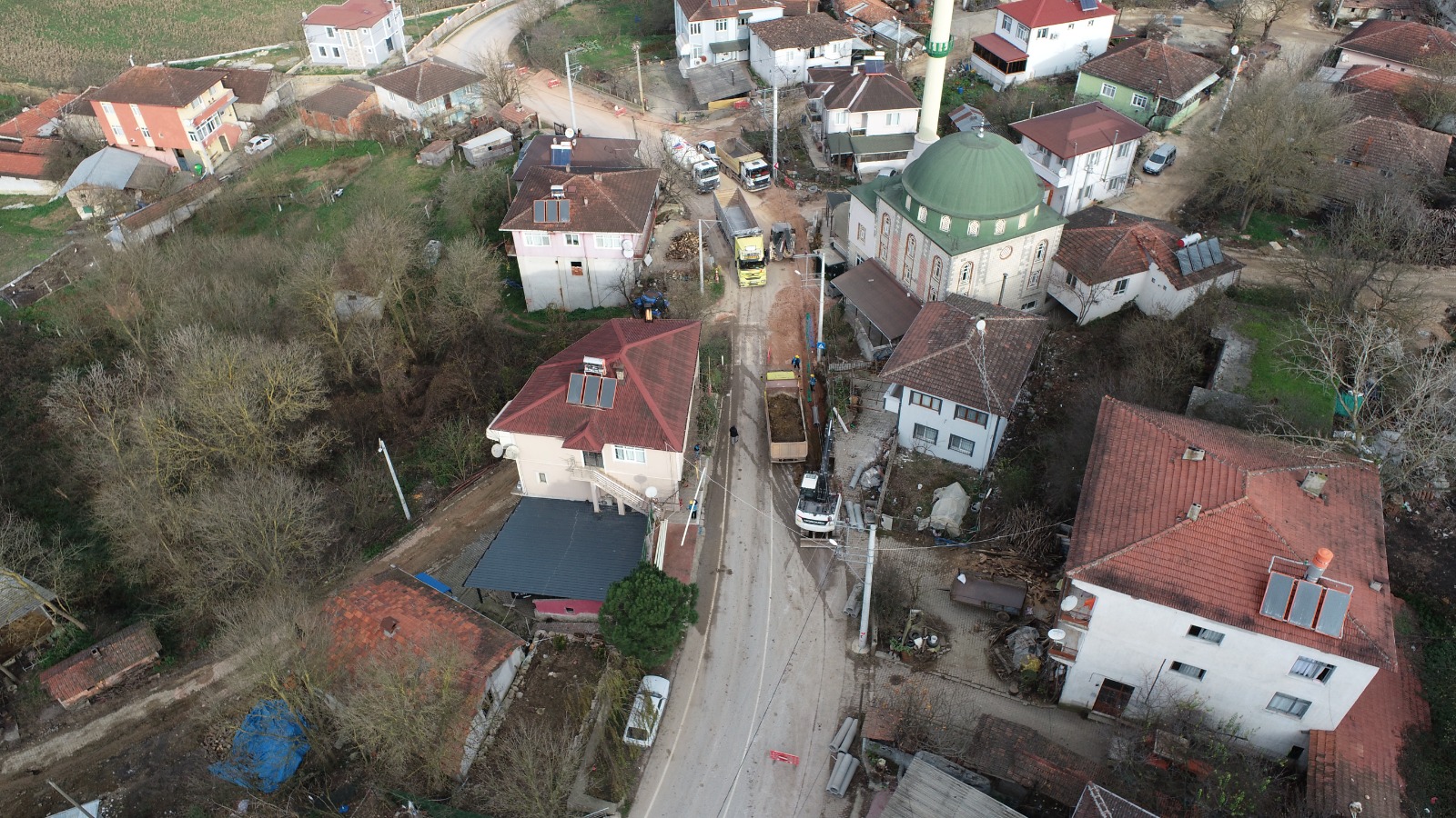 KÖRFEZ KARAYAKUPLU MAHALLESİ’NE YENİ İÇME SUYU VE KANAL HATTI