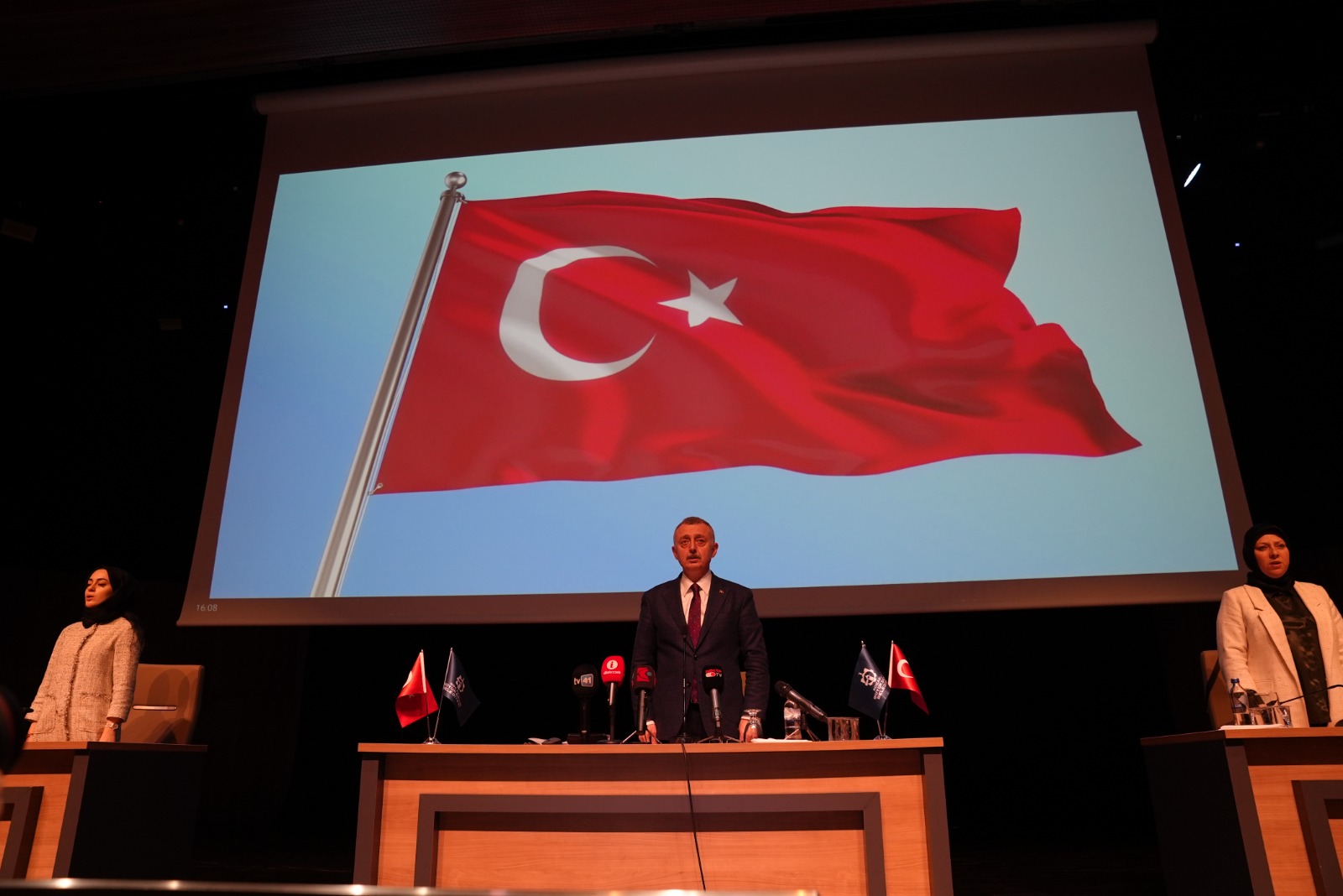 İSU’DA SU FATURALARINA AYLIK YANSIYAN TÜFE UYGULAMASI KALDIRILDI 