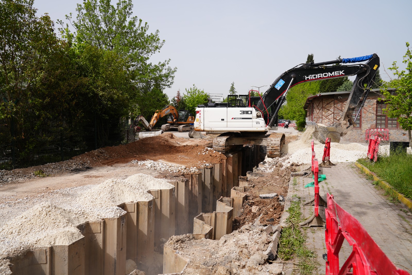 İSU’DAN İZMİT MİLLET BAHÇESİ İÇİN MODERN ALTYAPI