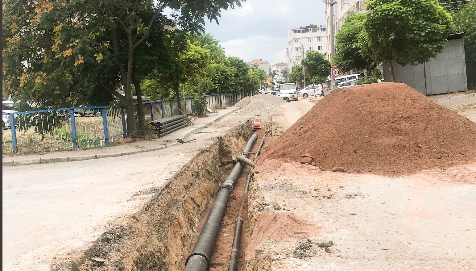 ÇAYIROVA YAVUZ SULTAN SELİM MAHALLESİ’NDE ALTYAPI YATIRIMLARI TAMAMLANDI