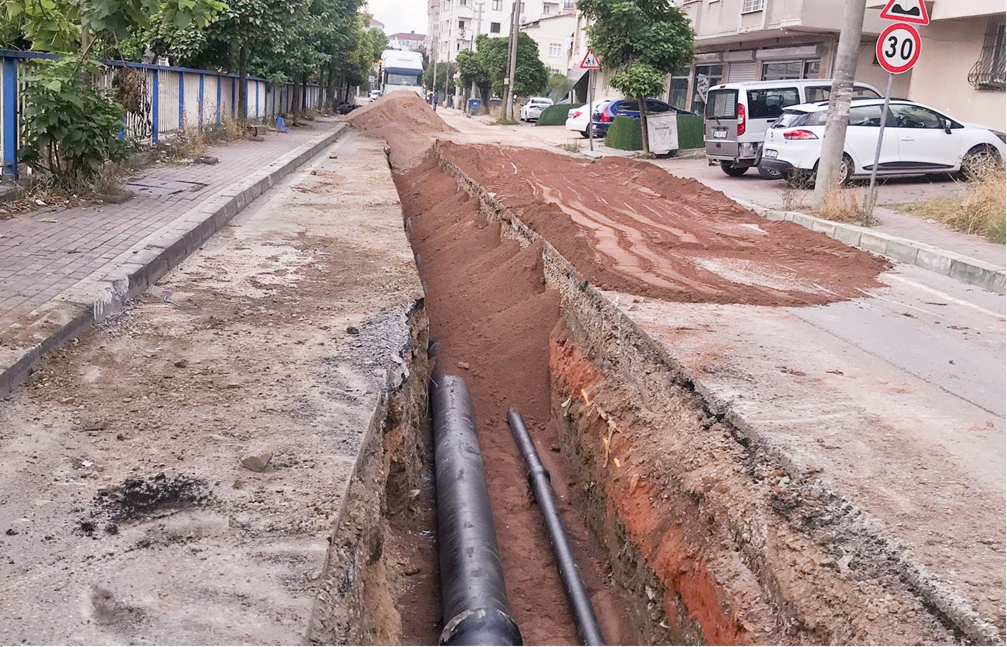 ÇAYIROVA YAVUZ SULTAN SELİM MAHALLESİ’NDE ALTYAPI YATIRIMLARI TAMAMLANDI