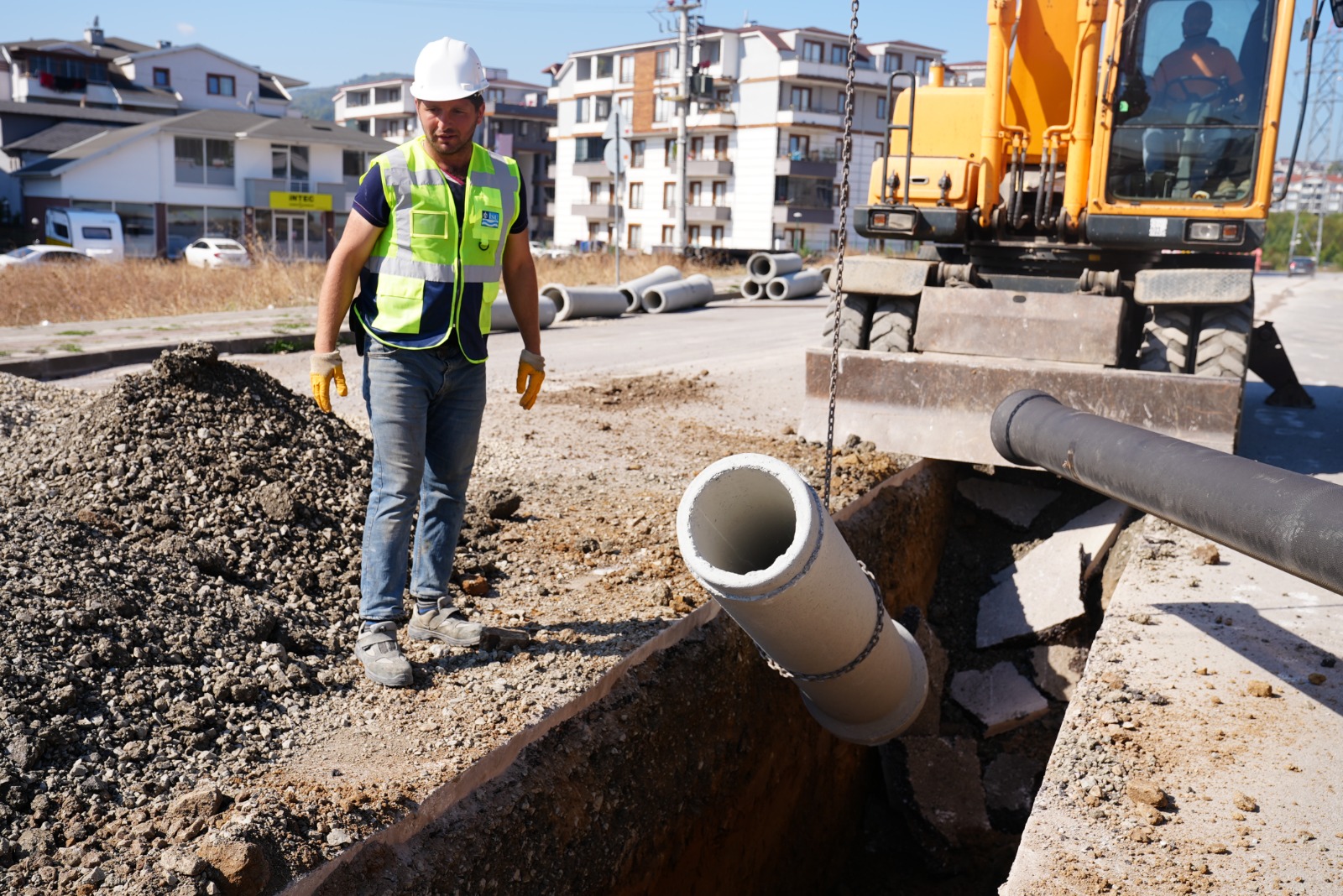GÖLCÜK ÇİFTLİK MAHALLESİ ALTYAPI HATLARI BAŞTAN AŞAĞI YENİLENİYOR: 41,8 KİLOMETRE YENİ ALTYAPI HATTI YAPILACAK