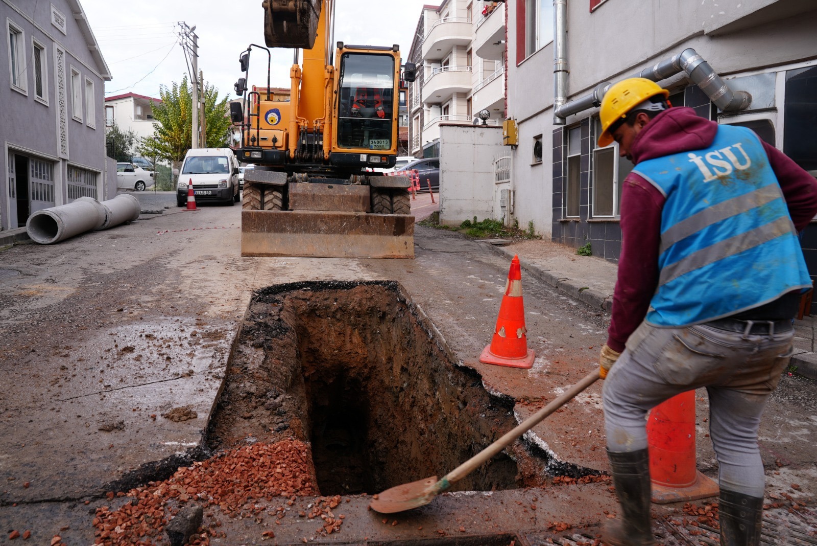  İSU’DAN DERİNCE DENİZCİLER CADDESİ’NE 30 MİLYONLUK ALTYAPI YATIRIMI