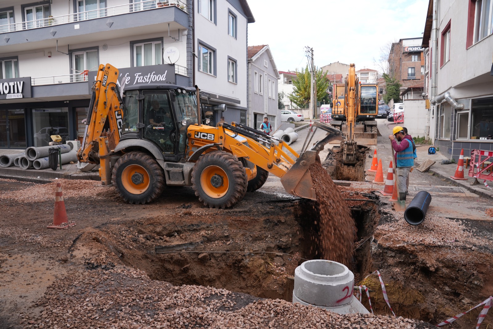  İSU’DAN DERİNCE DENİZCİLER CADDESİ’NE 30 MİLYONLUK ALTYAPI YATIRIMI