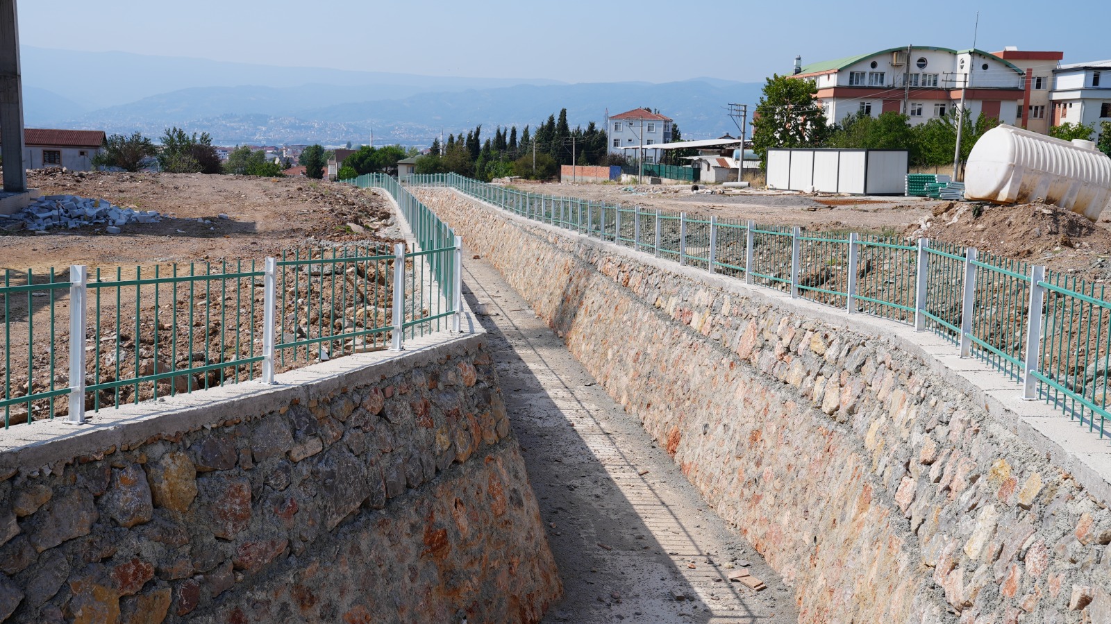 İSU’DAN DERİNCE’YE 2024 YILINDA 200 MİLYON 587 BİN TL’LİK ALTYAPI YATIRIMI