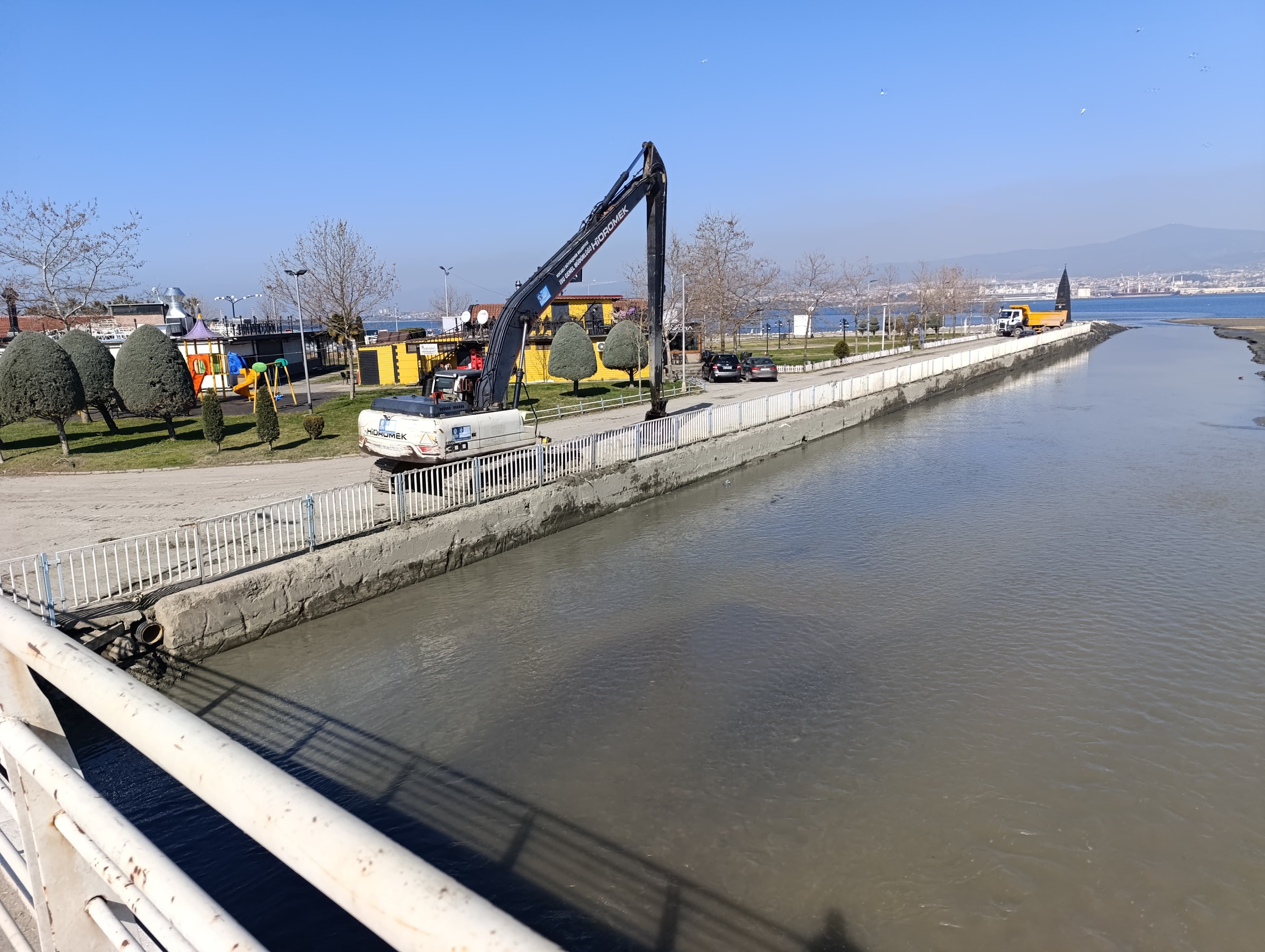KOCAELİ’DE 2024 YILINDA 525 BİN 300 METRE DERE TEMİZLENDİ