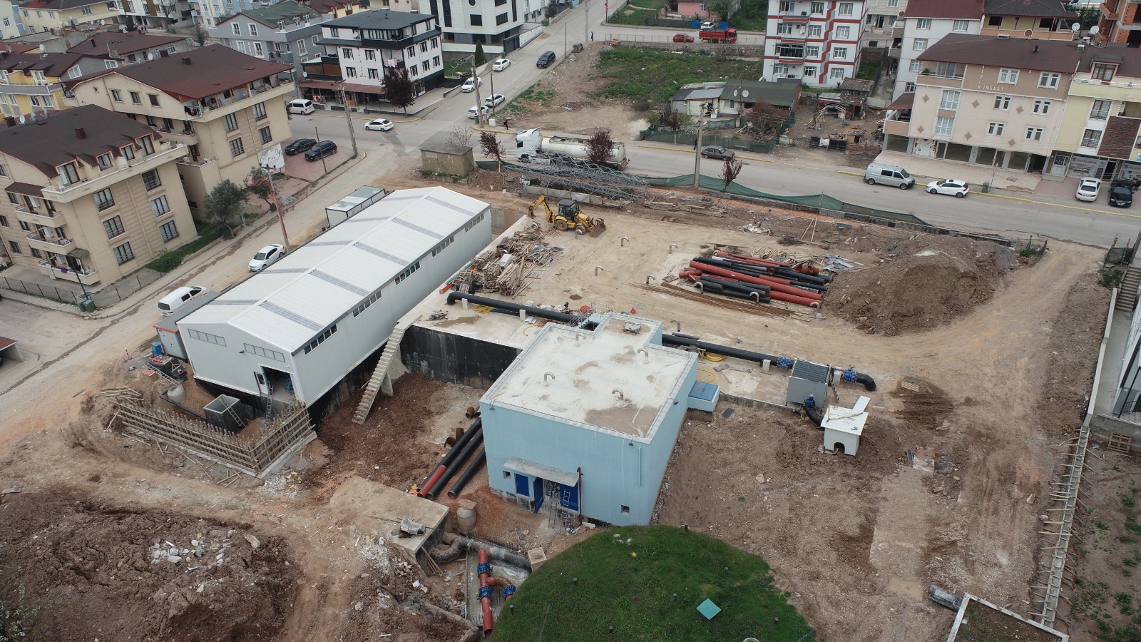 İSU’DAN KÖRFEZ’E YENİ DEPOLAR: 5.000 M³’LÜK DEPO TAMAM, 2 YENİ DEPO VE TERFİ MERKEZİ YAPIMDA
