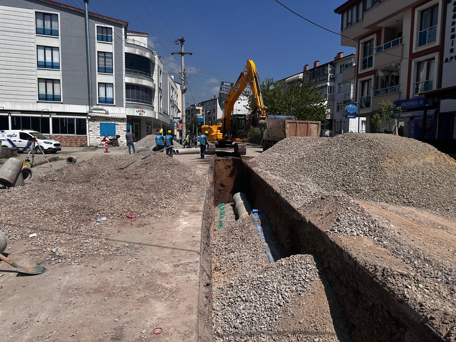 KÖRFEZ MİMAR SİNAN MAHALLESİ’NDE 44 KİLOMETRELİK ALTYAPI YATIRIMI SÜRÜYOR