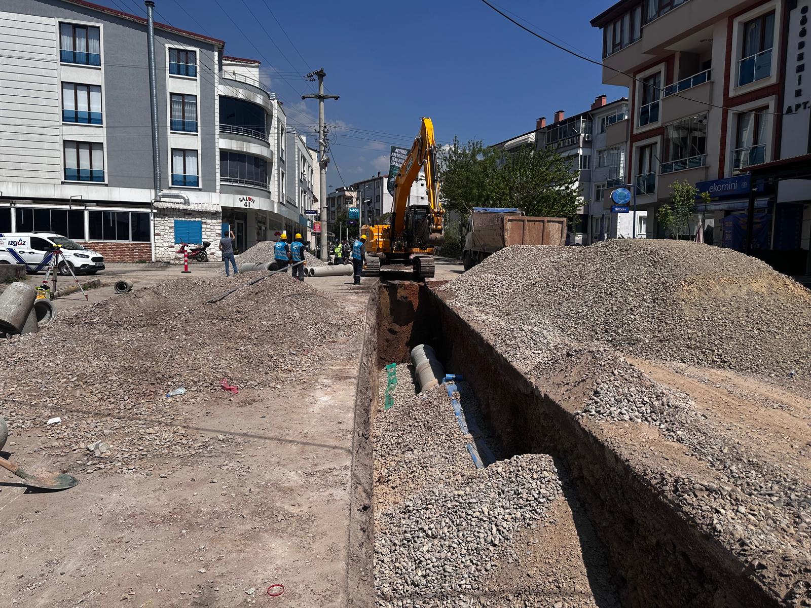 KÖRFEZ MİMAR SİNAN MAHALLESİ’NDE 44 KİLOMETRELİK ALTYAPI YATIRIMI SÜRÜYOR