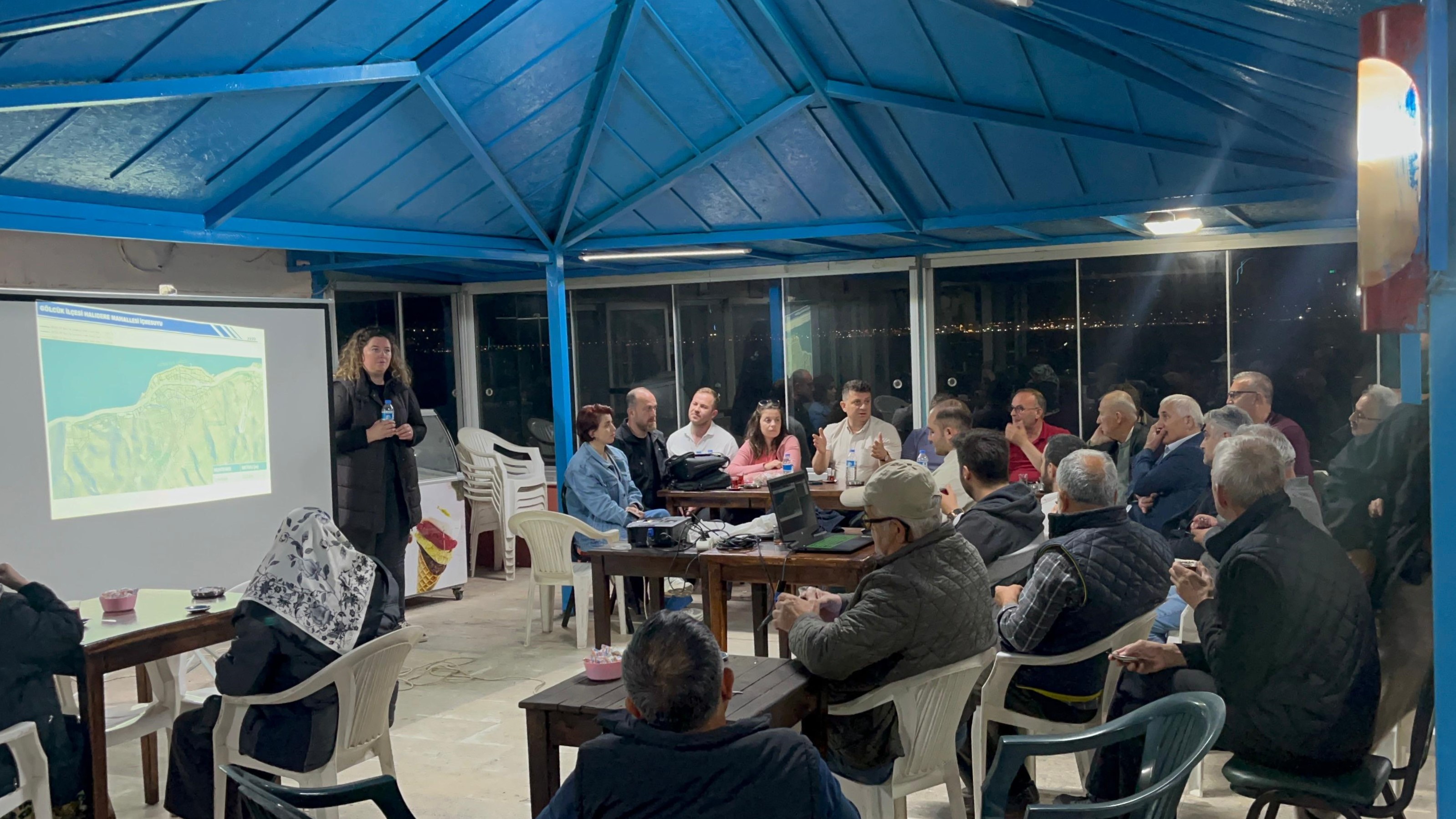 İSU, GÖLCÜK’TE ALTYAPI ÇALIŞMALARIYLA İLGİLİ VATANDAŞLARI BİLGİLENDİRDİ