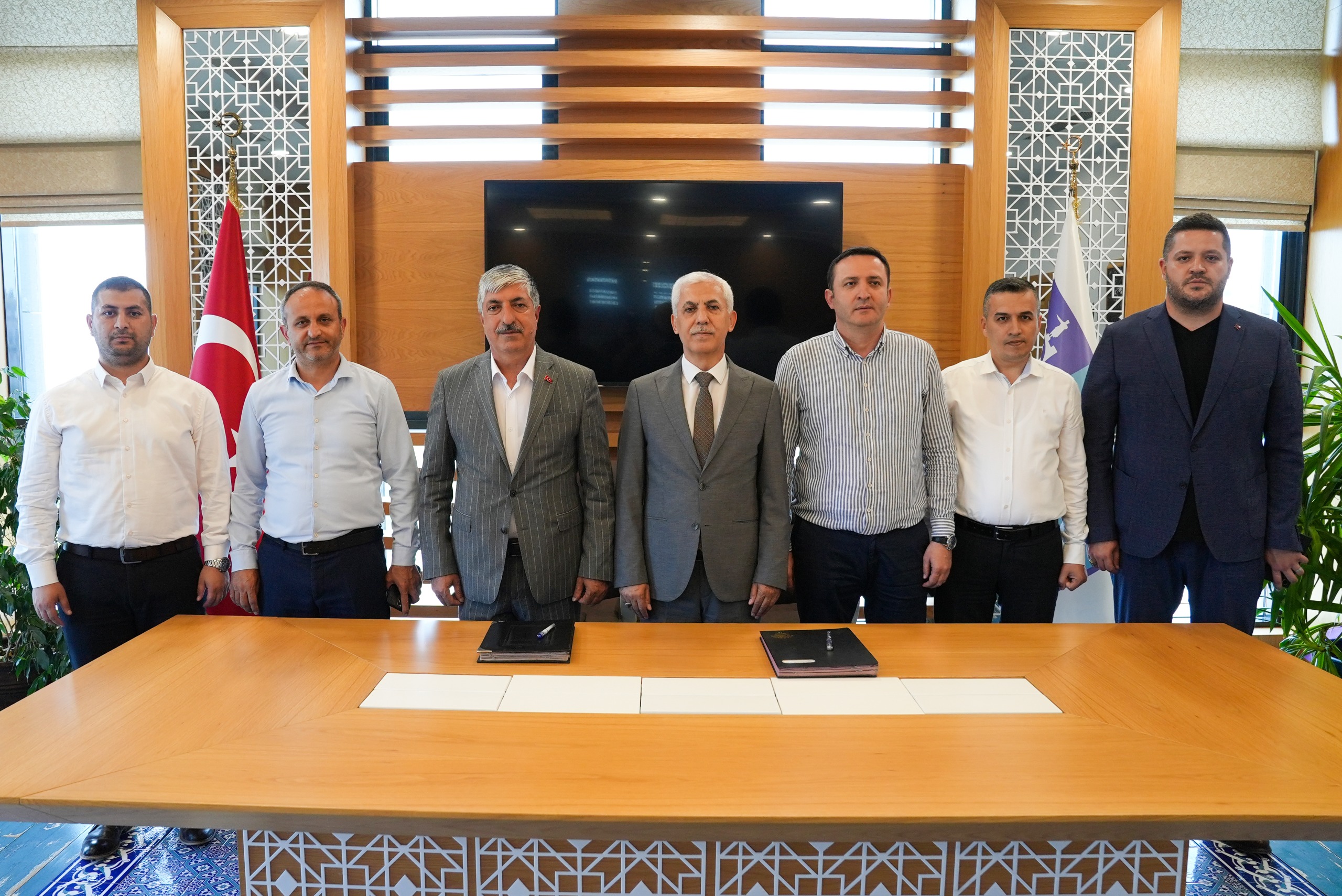 DİLOVASI’NDA DİJİTAL HİZMET DÖNEMİ BAŞLADI İSU VE DİLOVASI BELEDİYESİ ARASINDA PROTOKOL İMZALANDI  