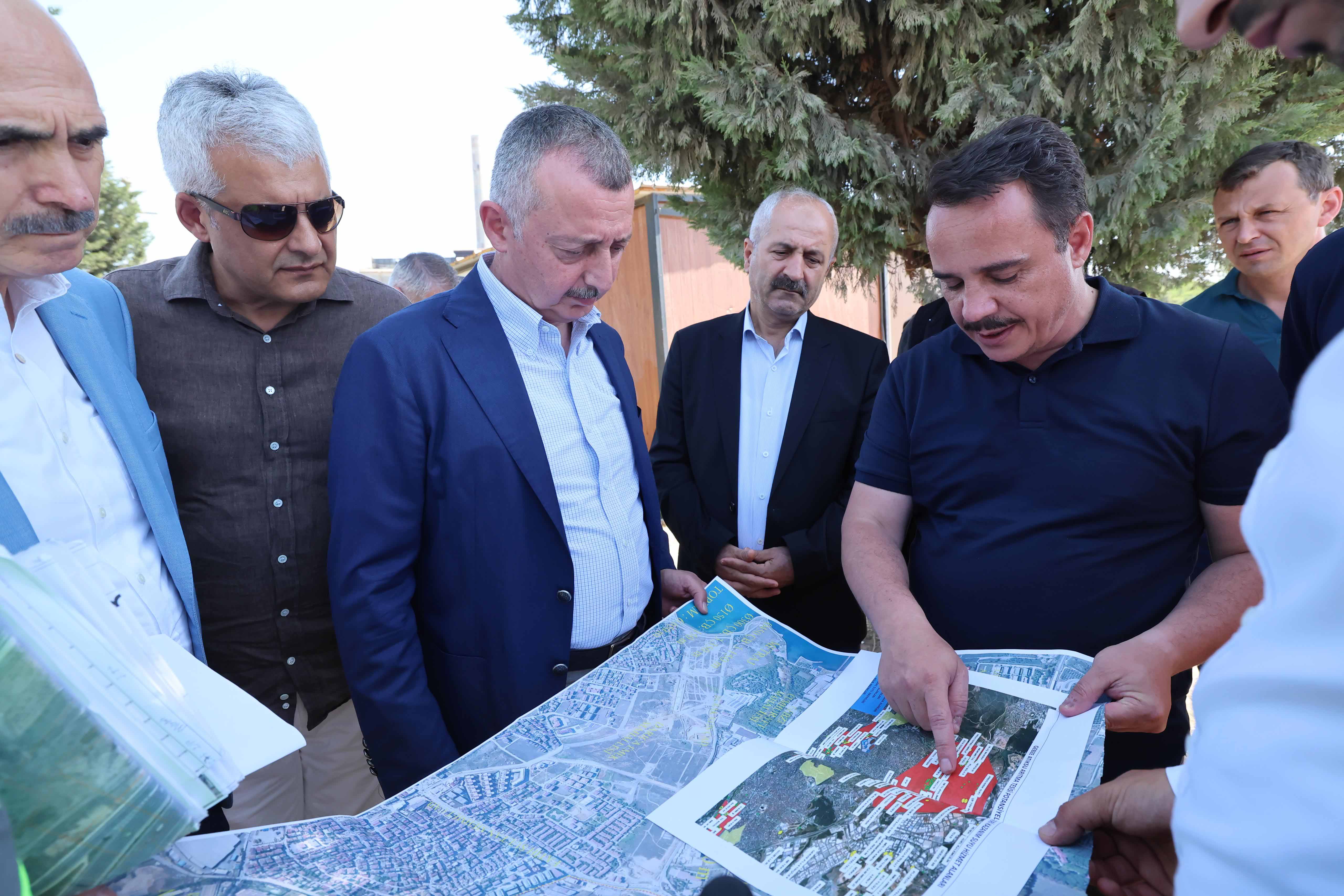 BAŞKAN BÜYÜKAKIN’DAN GEBZE’DEKİ ÇALIŞMALARA YAKIN TAKİP