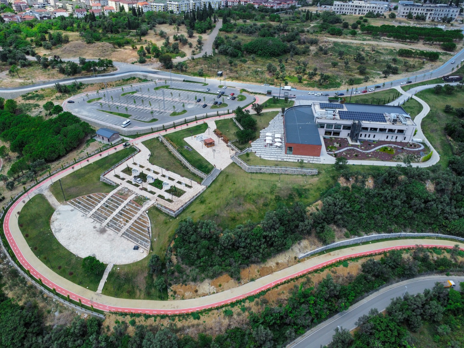 DARICA MİLLET BAHÇESİ’NE YERALTI SUYU DESTEĞİ