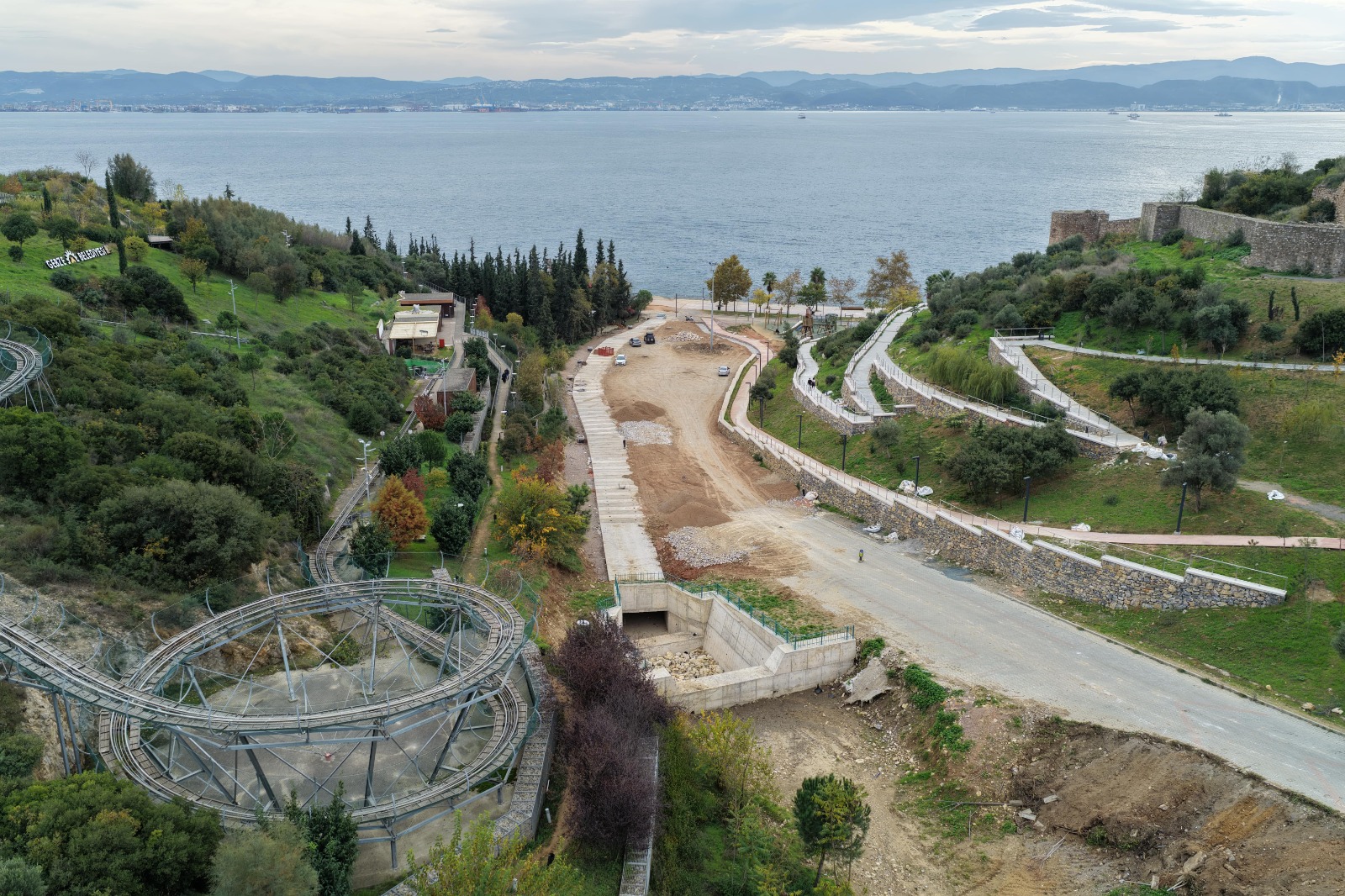 GEBZE’DE ALTYAPI SEFERBERLİĞİ: İÇME SUYU, ATIK SU VE YAĞMUR SUYU HATLARI YENİLENİYOR