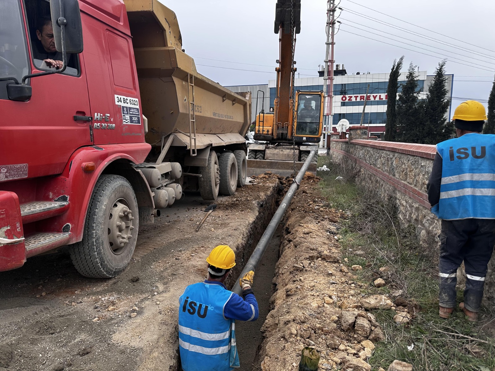 GEBZE’DE ALTYAPI SEFERBERLİĞİ: İÇME SUYU, ATIK SU VE YAĞMUR SUYU HATLARI YENİLENİYOR
