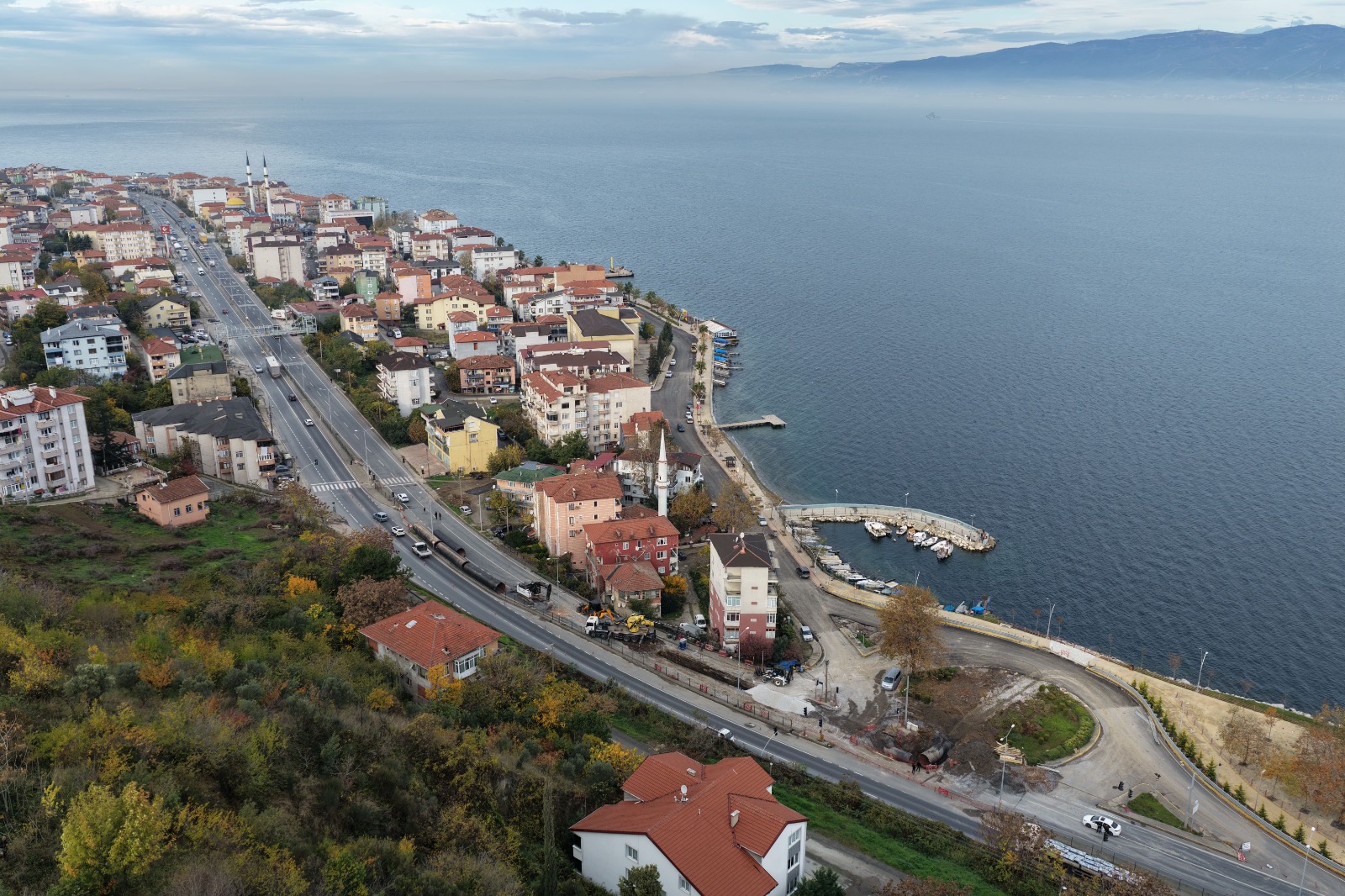 HALIDERE’DE ALTYAPI ÇALIŞMALARI TÜM HIZIYLA DEVAM EDİYOR