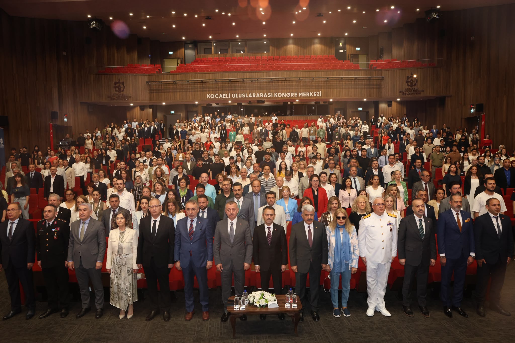 BAŞKAN BÜYÜKAKIN: “MARMARA İÇİN HERKES ELİNİ TAŞIN ALTINA KOYMALI”