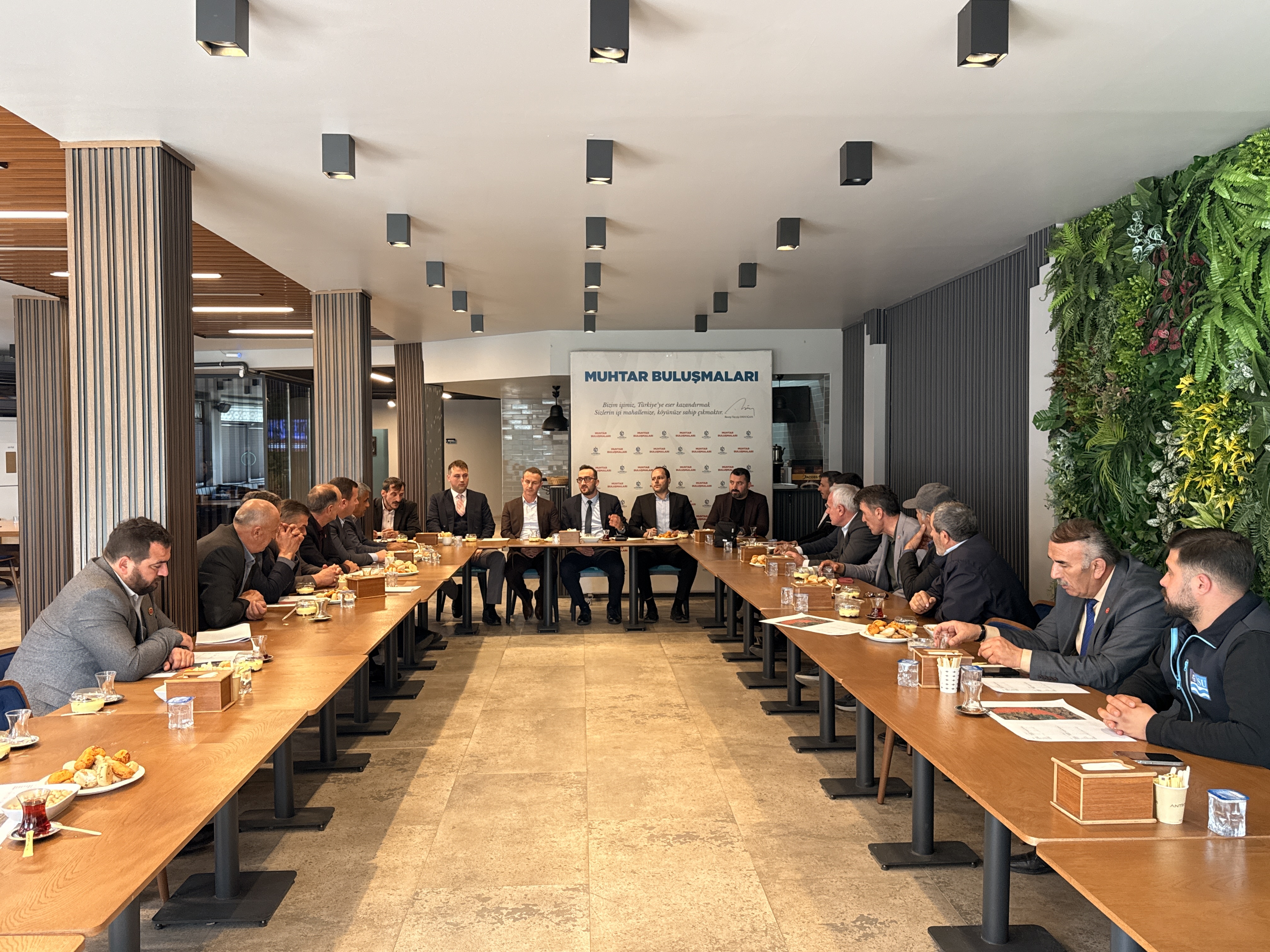 İSU’DAN TARIMSAL SULAMA PROJESİ İÇİN BÖLGE MUHTARLARIYLA İSTİŞARE TOPLANTISI