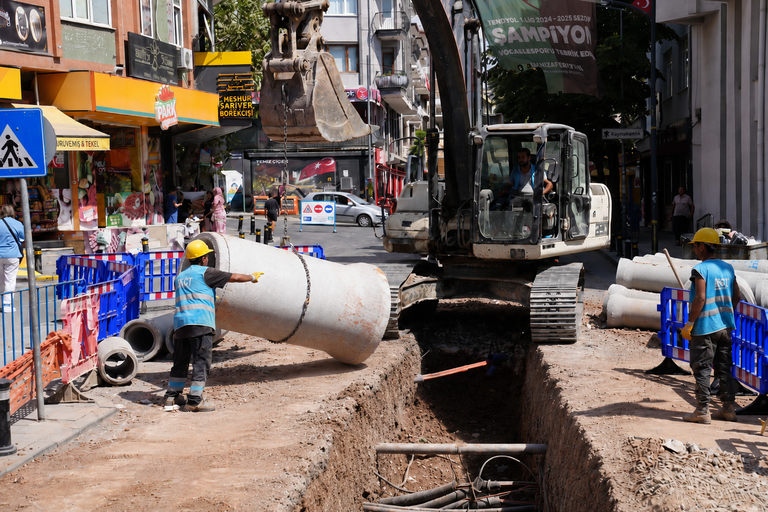 İSU’DAN DARICA’DA KAPSAMLI ALTYAPI HAMLESİ  