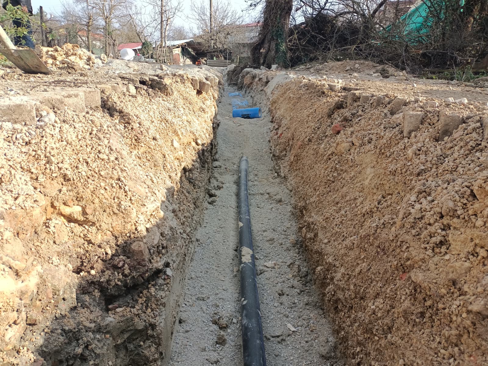 KANDIRA’DA 9 MAHALLEDE 31,7 KİLOMETRELİK ALTYAPI ÇALIŞMASINDA SONA GELİNDİ