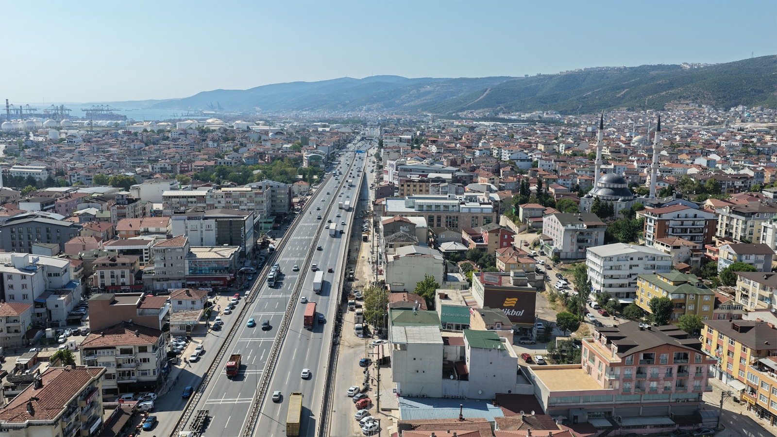 KÖRFEZ CAHİT ZARİFOĞLU CADDESİ’NDE ALTYAPI ÇALIŞMALARI TAMAMLANDI