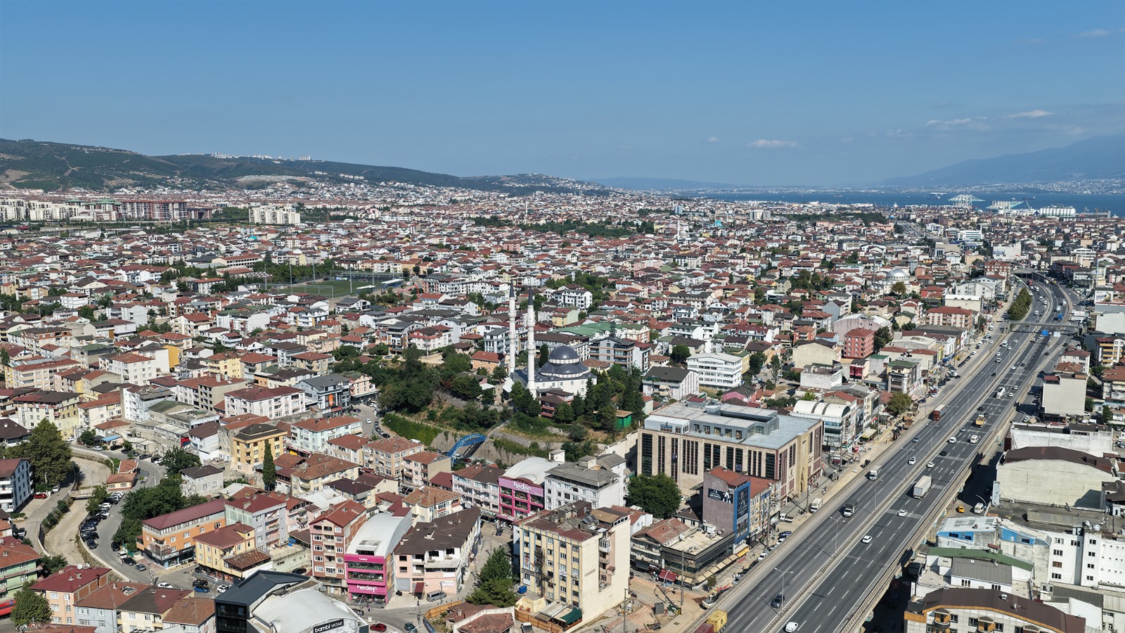 KÖRFEZ CAHİT ZARİFOĞLU CADDESİ’NDE ALTYAPI ÇALIŞMALARI TAMAMLANDI
